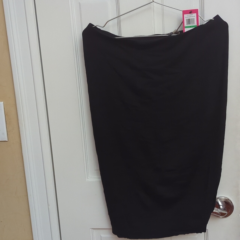 Vince camuto skirt